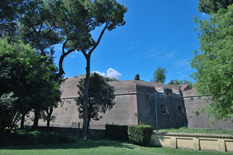 Scorcio delle Mura Aureliane / PhotoSilvana Matozza, Guido Bonacci