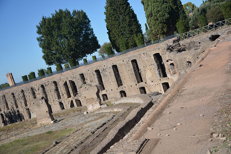  La successione continua delle Cento Camerelle/ PhotoSilvana Matozza, Guido Bonacci