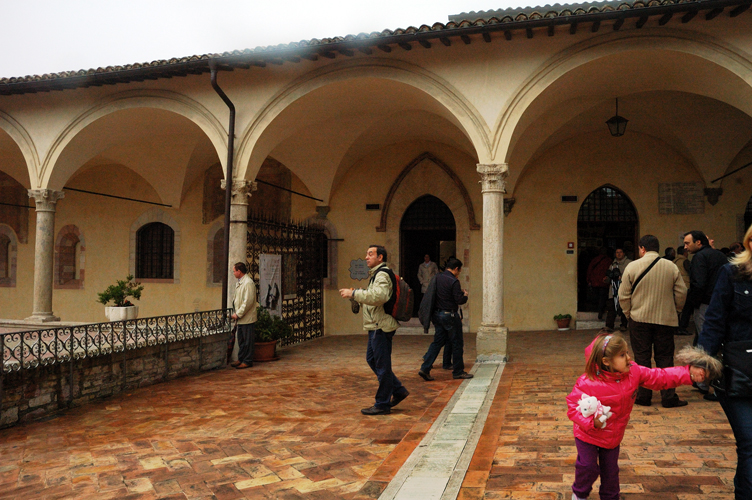 Loggia della Basilica Inferiore